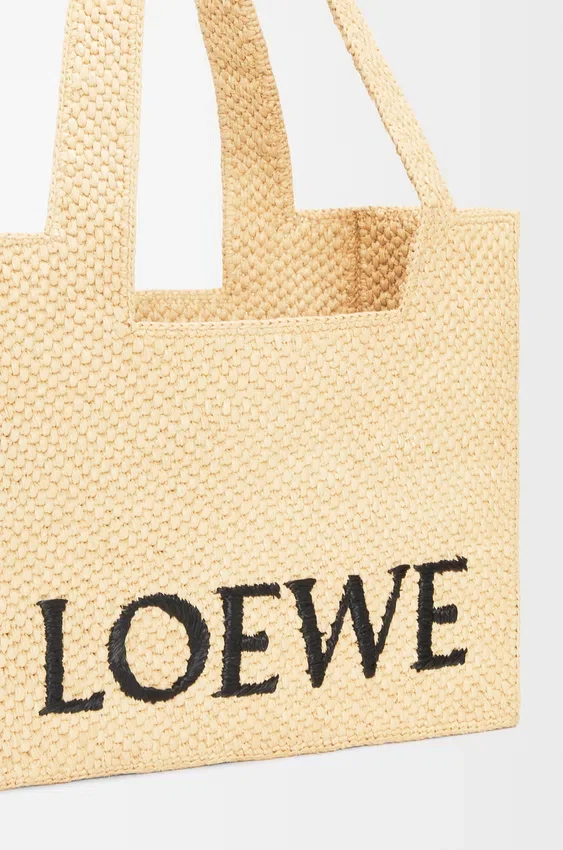 Średnia torba loewe Font Tote z rafii Średnia torba loewe Font Tote z rafii