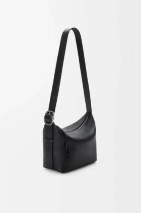 Średnia torba Loop Hobo z miękkiej, ziarnistej skóry cielęcej
