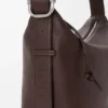 Średnia torba Loop Hobo z miękkiej, ziarnistej skóry cielęcej Średnia torba Loop Hobo z miękkiej, ziarnistej skóry cielęcej