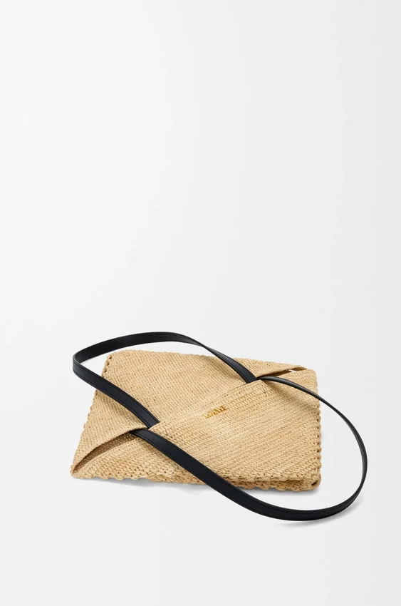 Średnia torba Puzzle Fold z rafii Średnia torba Puzzle Fold z rafii