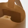 Średnia torba typu „Pebble Bucket” z gładkiej skóry cielęcej Średnia torba typu „Pebble Bucket” z gładkiej skóry cielęcej