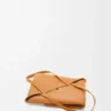 Średnia torba typu „Puzzle Fold” z błyszczącej skóry cielęcej Średnia torba typu „Puzzle Fold” z błyszczącej skóry cielęcej