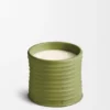 Średnia świeca o zapachu pistacji Średnia świeca o zapachu pistacji
