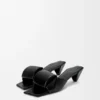 Sandały typu slide z motywem origami z jagnięcej skóry Sandały typu slide z motywem origami z jagnięcej skóry