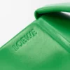 Sandały typu slide z motywem origami z jagnięcej skóry Sandały typu slide z motywem origami z jagnięcej skóry