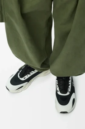 Sneakersy Cloudsolo