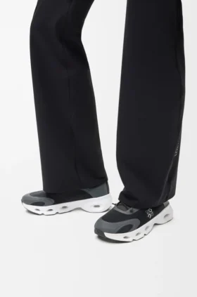 Sneakersy Cloudsolo