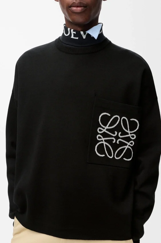 Sweter z kieszenią „Anagram” z mieszanki bawełny Sweter z kieszenią „Anagram” z mieszanki bawełny