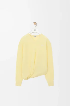 Sweter z wełny