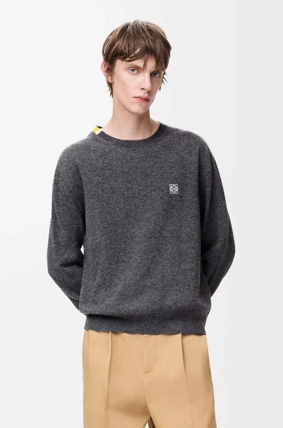 Sweter z wełny Sweter z wełny