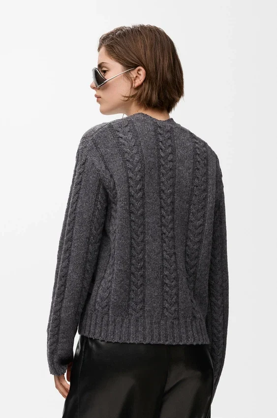 Sweter z wełny Sweter z wełny