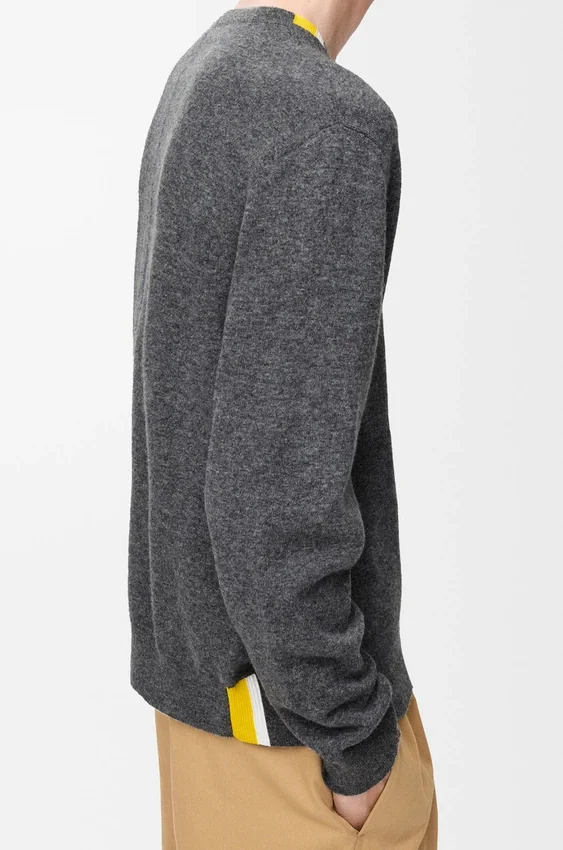 Sweter z wełny Sweter z wełny