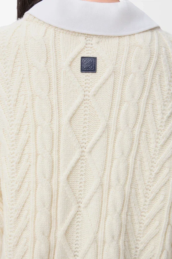 Sweter z wełny Sweter z wełny