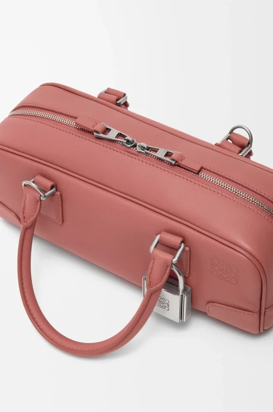 Torba Amazona 23 w wersji skróconej z błyszczącej skóry cielęcej Torba Amazona 23 w wersji skróconej z błyszczącej skóry cielęcej