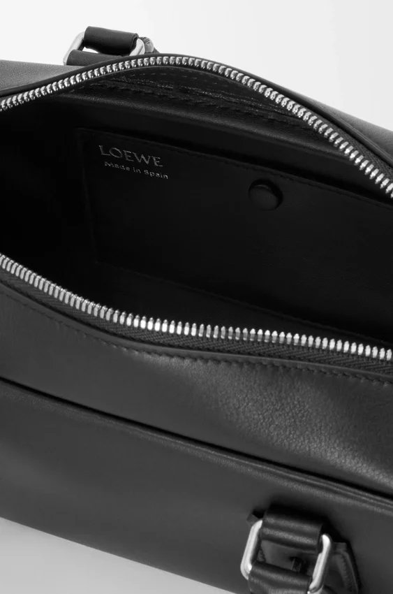 Torba Amazona 23 w wersji skróconej z błyszczącej skóry cielęcej Torba Amazona 23 w wersji skróconej z błyszczącej skóry cielęcej