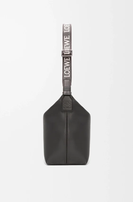 Torba Cubi Crossbody z miękkiej, gładkiej skóry cielęcej i żakardu Torba Cubi Crossbody z miękkiej, gładkiej skóry cielęcej i żakardu