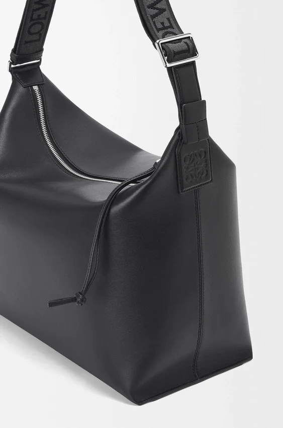 Torba Cubi Crossbody z miękkiej, gładkiej skóry cielęcej i żakardu Torba Cubi Crossbody z miękkiej, gładkiej skóry cielęcej i żakardu