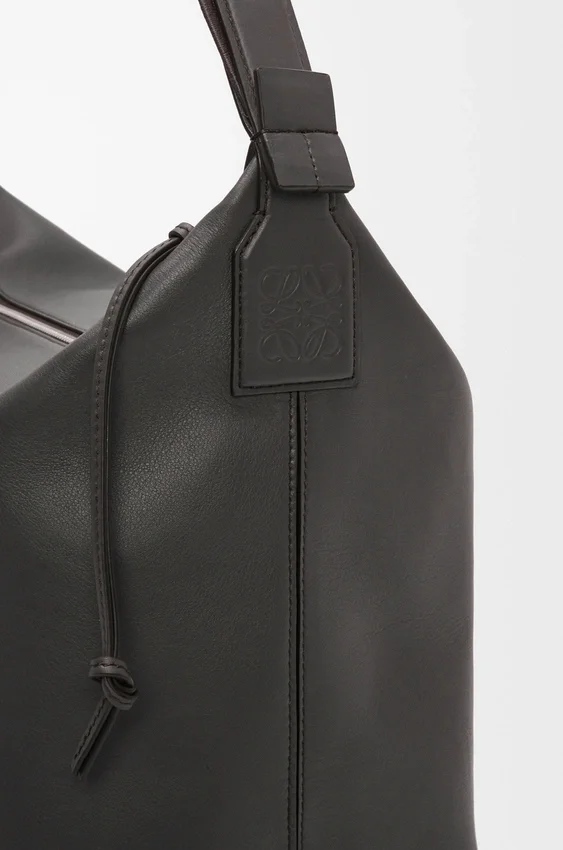 Torba Cubi Crossbody z miękkiej, gładkiej skóry cielęcej i żakardu Torba Cubi Crossbody z miękkiej, gładkiej skóry cielęcej i żakardu
