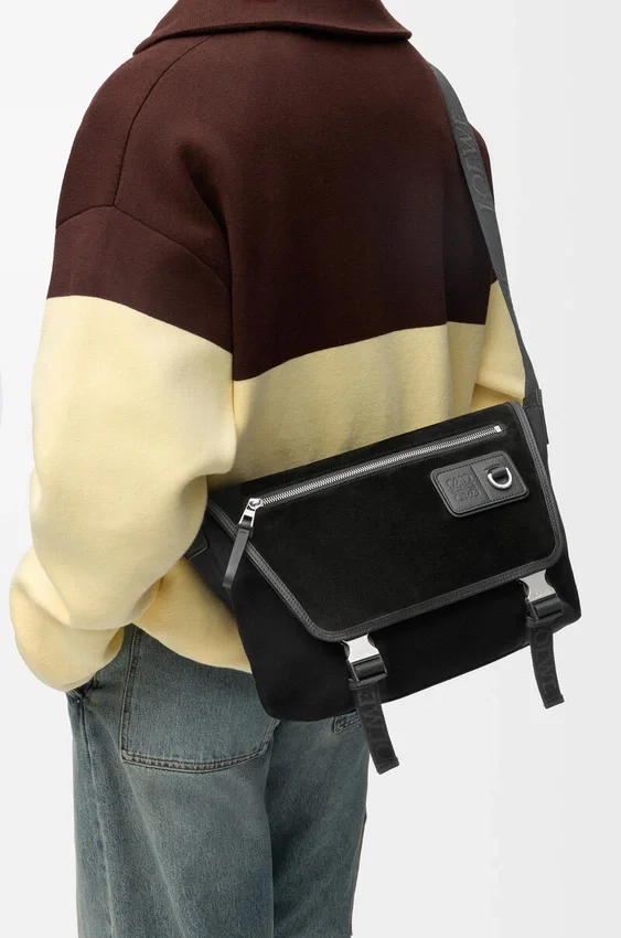 Torba Flex Messenger w rozmiarze średnim z płótna i zamszu Torba Flex Messenger w rozmiarze średnim z płótna i zamszu