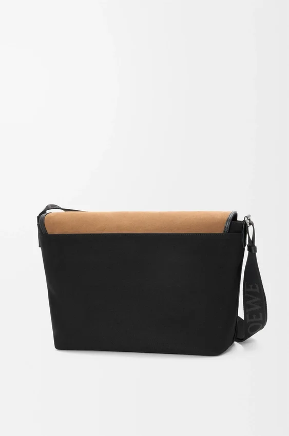 Torba Flex Messenger w rozmiarze średnim z płótna i zamszu Torba Flex Messenger w rozmiarze średnim z płótna i zamszu