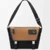 Torba Flex Messenger w rozmiarze średnim z płótna i zamszu Torba Flex Messenger w rozmiarze średnim z płótna i zamszu