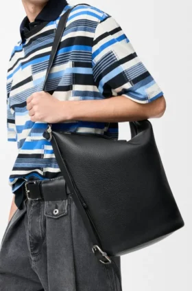Torba Loop Bucket z miękkiej, ziarnistej skóry cielęcej