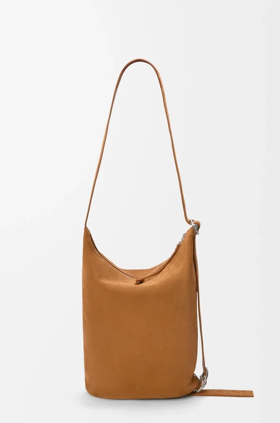 Torba „Loop Bucket” z zamszowej skóry cielęcej Torba „Loop Bucket” z zamszowej skóry cielęcej