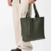 Torba „Loop Zipped Tote” z miękkiej skóry cielęcej o ziarnistej fakturze Torba „Loop Zipped Tote” z miękkiej skóry cielęcej o ziarnistej fakturze