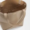 Torba Mini Puzzle Fold z błyszczącej skóry cielęcej Torba Mini Puzzle Fold z błyszczącej skóry cielęcej