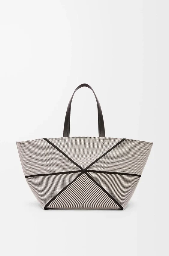 Torba Puzzle Fold w rozmiarze XXL z płótna żakardowego i skóry cielęcej Torba Puzzle Fold w rozmiarze XXL z płótna żakardowego i skóry cielęcej
