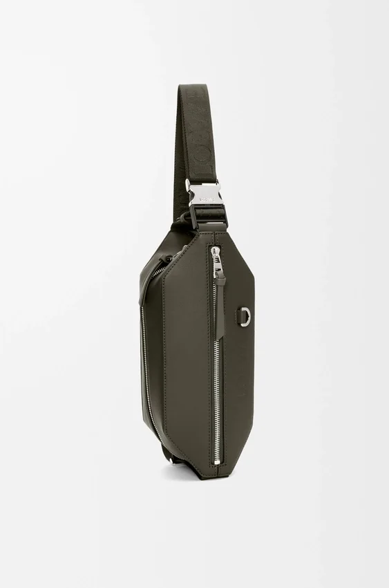 Torba typu „Convertible Sling” z klasycznej skóry cielęcej Torba typu „Convertible Sling” z klasycznej skóry cielęcej