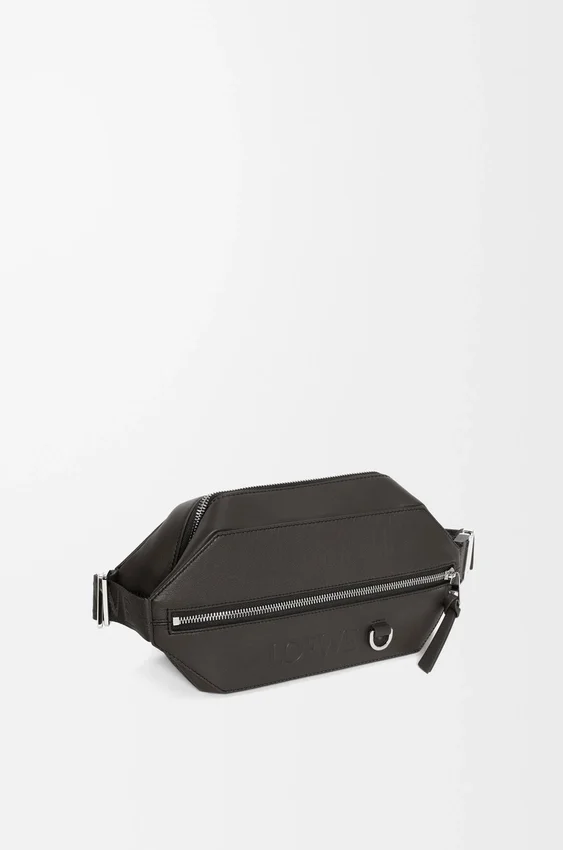 Torba typu „Convertible Sling” z klasycznej skóry cielęcej Torba typu „Convertible Sling” z klasycznej skóry cielęcej