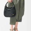 Torba typu hobo „Diamond” ze skóry cielęcej Torba typu hobo „Diamond” ze skóry cielęcej