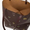 Torba typu „Puzzle Fold” XL z motywem kotów, wykonana ze skóry cielęcej typu nappa Torba typu „Puzzle Fold” XL z motywem kotów, wykonana ze skóry cielęcej typu nappa