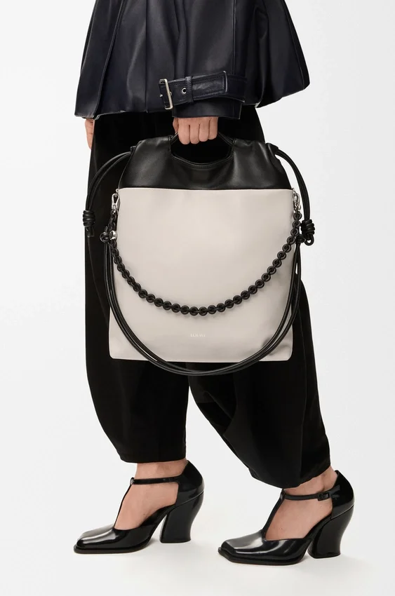 Torba typu tote „Flamenco Purse” z miękkiej skóry jagnięcej typu nappa Torba typu tote „Flamenco Purse” z miękkiej skóry jagnięcej typu nappa