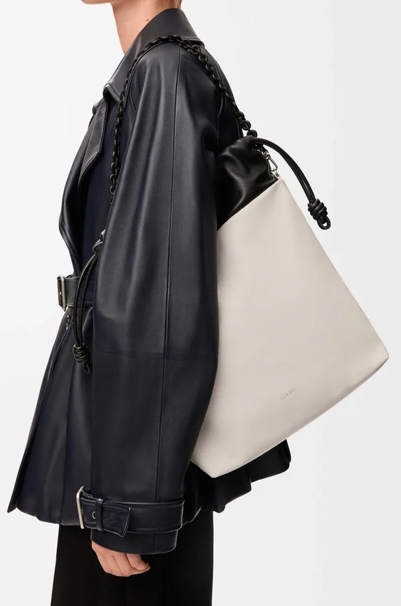 Torba typu tote „Flamenco Purse” z miękkiej skóry jagnięcej typu nappa Torba typu tote „Flamenco Purse” z miękkiej skóry jagnięcej typu nappa