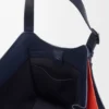 Wielowarstwowa torba „Hammock Flip” z klasycznej skóry cielęcej Wielowarstwowa torba „Hammock Flip” z klasycznej skóry cielęcej