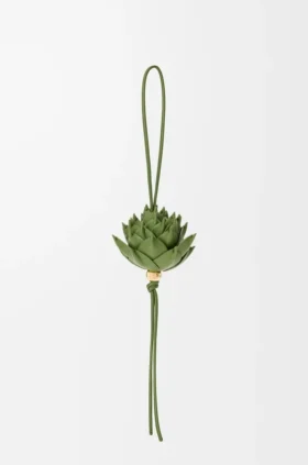 Wisiorek „Artichoke” z klasycznej skóry cielęcej