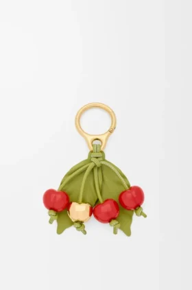 Zawieszka „Cherry” z klasycznej skóry cielęcej Zawieszka „Cherry” z klasycznej skóry cielęcej